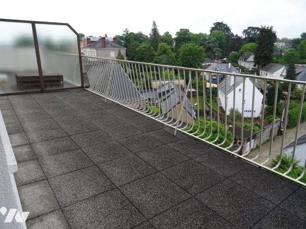 APPARTEMENT A VENDRE A LAVAL (53000)