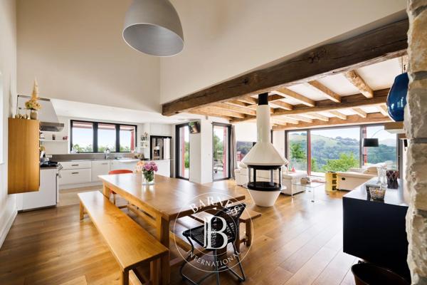 Hasparren, Maison 5 Chambres -  338 m² à vendre