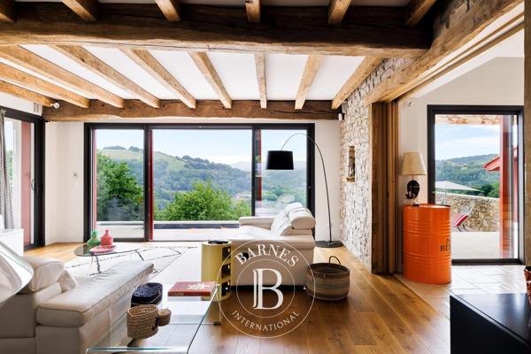 Hasparren, Maison 5 Chambres -  338 m² à vendre