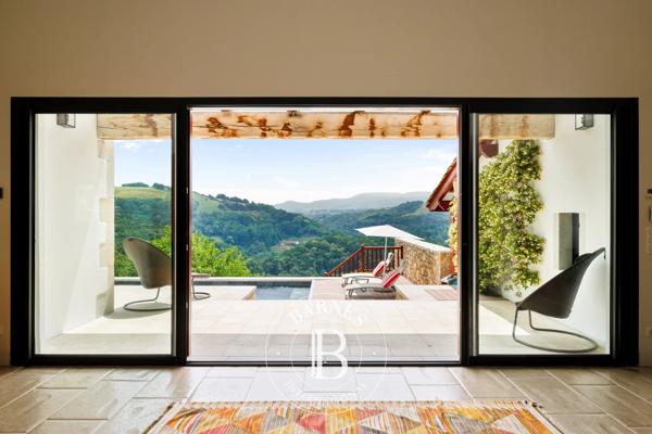 Hasparren, Maison 5 Chambres -  338 m² à vendre