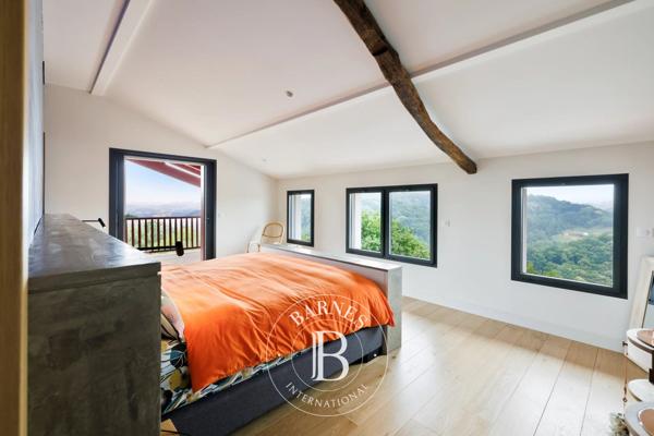 Hasparren, Maison 5 Chambres -  338 m² à vendre