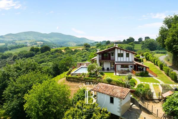 Hasparren, Maison 5 Chambres -  338 m² à vendre