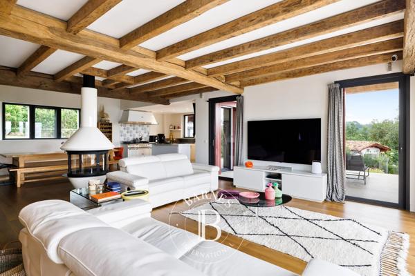 Hasparren, Maison 5 Chambres -  338 m² à vendre
