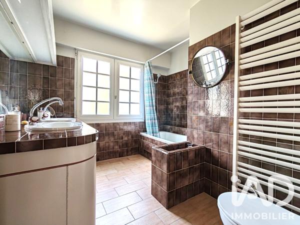 Maison à vendre 5 pièces 102 m² Saint-Jean-de-Monts