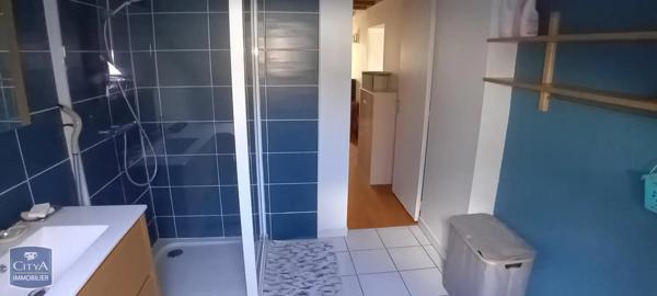 Maison à louer 8 pièces 270m²