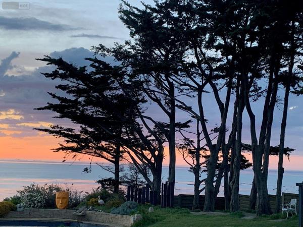 Maison à vendre à Hillion dans les Côtes-d'Armor (22120), ref : 331