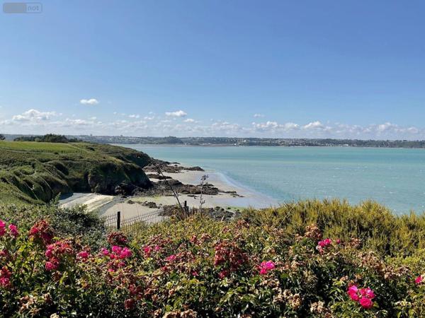 Maison à vendre à Hillion dans les Côtes-d'Armor (22120), ref : 331