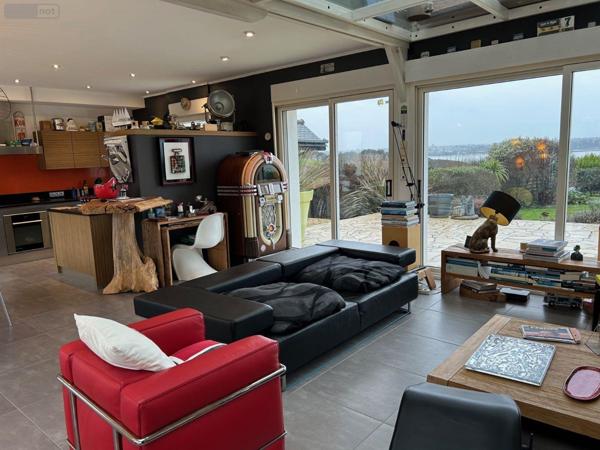 Maison à vendre à Hillion dans les Côtes-d'Armor (22120), ref : 331