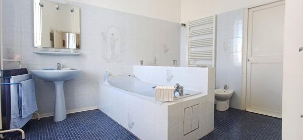 Ouveillan (11590) Ouveillan : propriété de 201m² à vendre