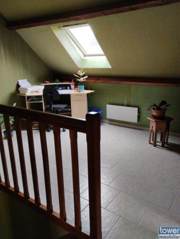 Maison de village
                                                                                                                                                                                                                                                                                                                        9 pièce(s)                                                                                                                                                                                                          3 chambre(s)                                                                                                                                                                                                          111.63  m²