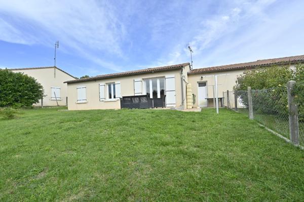 Maison à vendre 5 pièces LA CHAPELLE DES POTS (17)