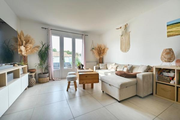 Maison à vendre 5 pièces LA CHAPELLE DES POTS (17)