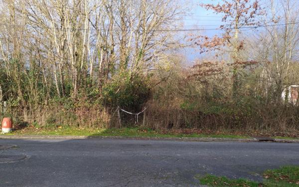 Terrain à vendre    Authon