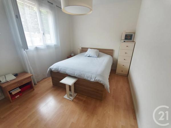 Maison à vendre  4 pièces - 78,67 m 2   FLOIRAC  - 33