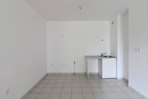 A LOUER - APPARTEMENT 3 PIÈCES 56.88 m² - MAIRIE D'AUBERVILLIERS
