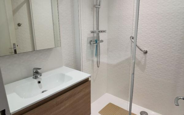 Appartement à louer    3 pièces •  Nice