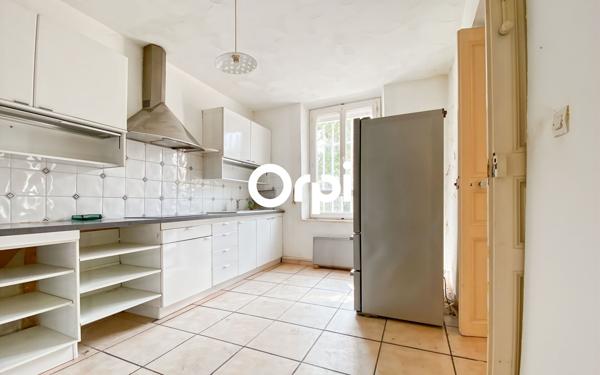 Maison à vendre    6 pièces • 160 m2 La Ciotat