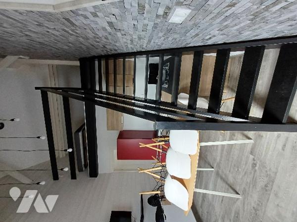 A BOULOGNE SUR MER, un appartement rénové de 26.4 m²au dernier étage.