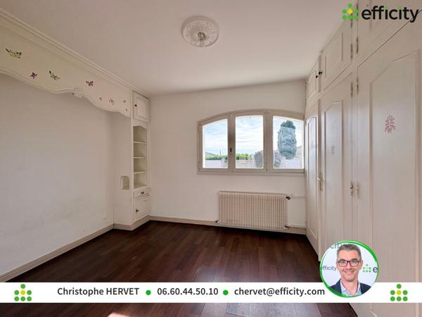 Maison
         6 pièces
        - 163 m² 223 650 €*