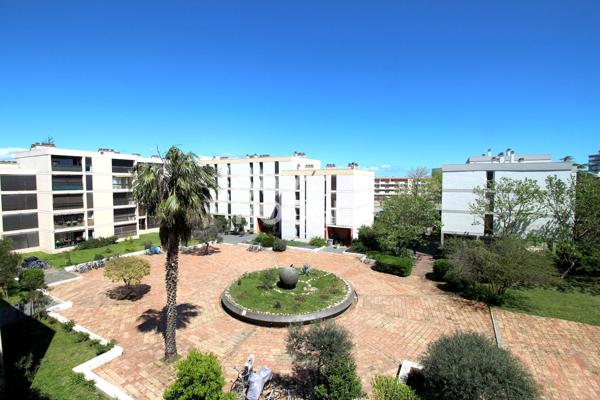 Appartement St Cyprien 3 pièce(s) + parking Privatif à acquérir en sus