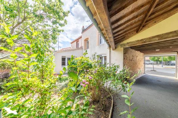 Maison à vendre |  Le Poiré-sur-Vie |  6 pièces | 170 m²
