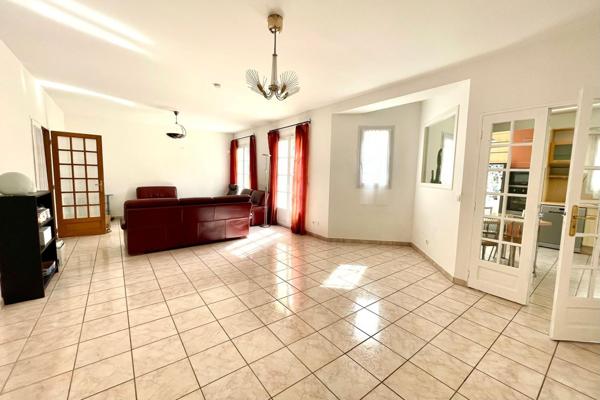 Maison 9 pièces - 280 m² Exclusivité efficity