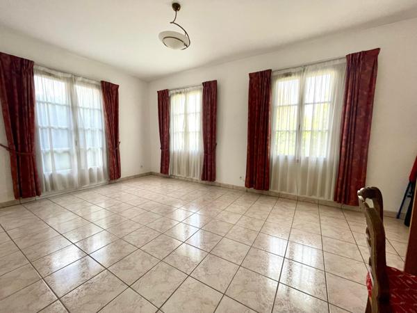 Maison 9 pièces - 280 m² Exclusivité efficity