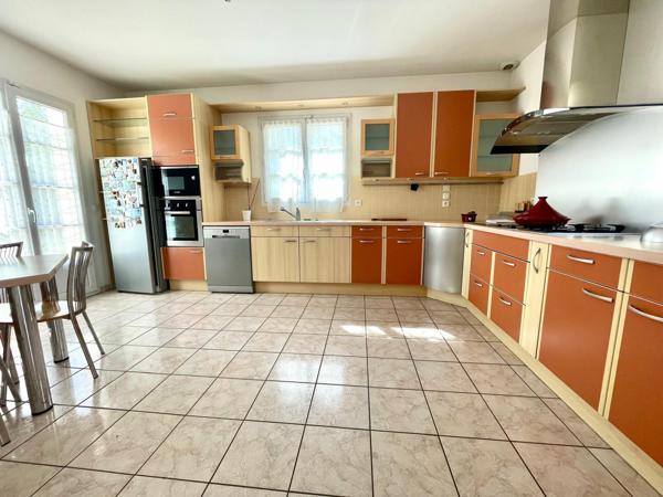 Maison 9 pièces - 280 m² Exclusivité efficity