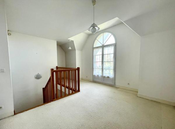 Maison 9 pièces - 280 m² Exclusivité efficity