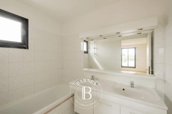 Le Bouscat, Appartement 4 Chambres -  139 m² à vendre