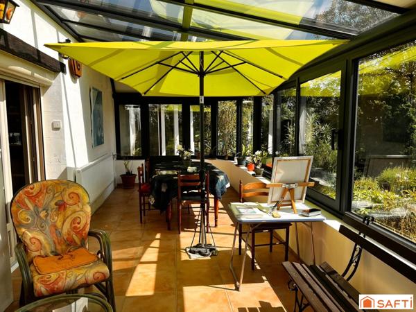 ANCIENNE LONGERE LA  MENITRE avec TERRAIN DE 2700 METRES