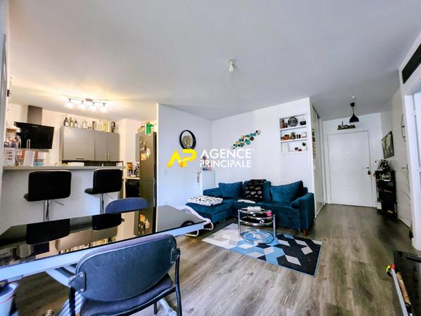 Appartement 3 pièces, 2 chambres, terrasse et parking à 5 minutes à pied de la gare du centre ville d'ARGENTEUIL €254 400 ** - Référence 4470