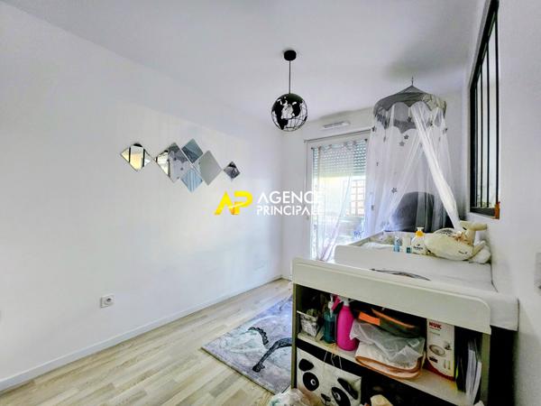 Appartement 3 pièces, 2 chambres, terrasse et parking à 5 minutes à pied de la gare du centre ville d'ARGENTEUIL €254 400 ** - Référence 4470