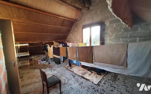 Maison F3 de 75 m² avec combles et sous-sol total