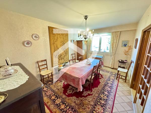 Maison 7 pièces 243.42 m2