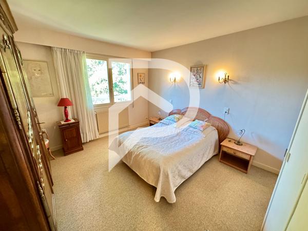 Maison 7 pièces 243.42 m2