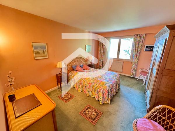 Maison 7 pièces 243.42 m2