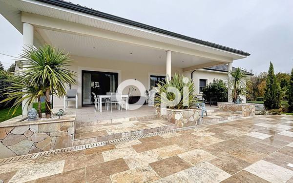 Maison à vendre    5 pièces •  Sainte-Fortunade