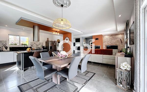 Maison à vendre    5 pièces •  Sainte-Fortunade