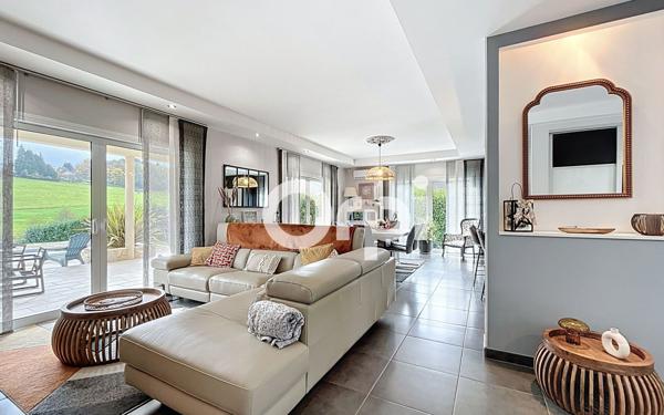 Maison à vendre    5 pièces •  Sainte-Fortunade