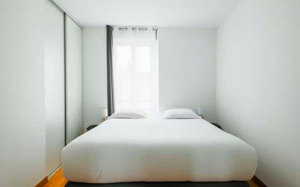 Appartement à vendre    4 pièces • 90 m2 Saint-Denis