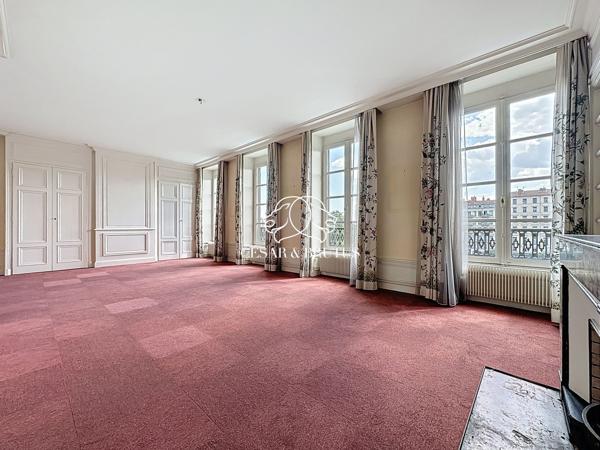LYON 2 Ainay / Carnot – Appartement de 60m2 à rénover
