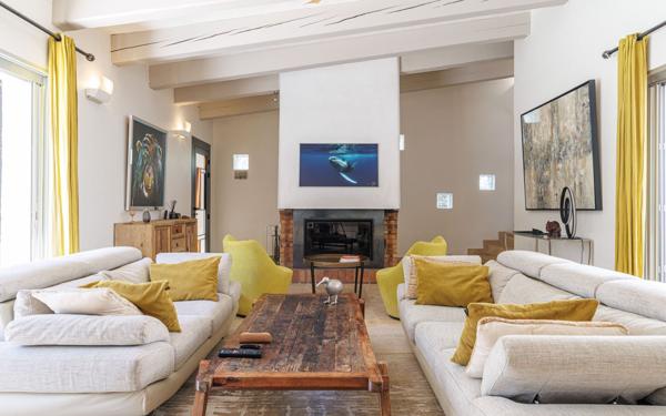 Maison à vendre    7 pièces •  Fréjus