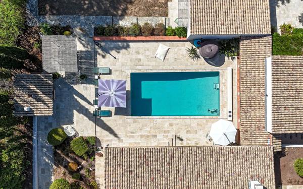 Maison à vendre    7 pièces •  Fréjus