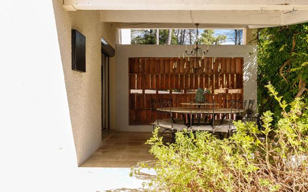 Maison à vendre    7 pièces •  Fréjus