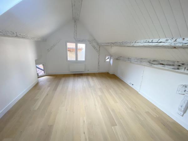 Vaste logement en vente au coeur de la vieille ville d'Annec