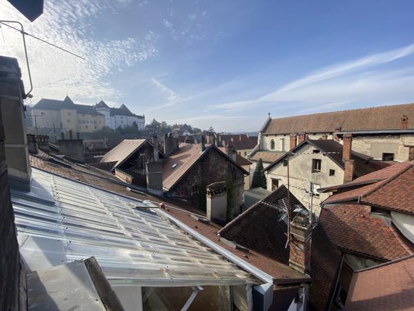 Vaste logement en vente au coeur de la vieille ville d'Annec