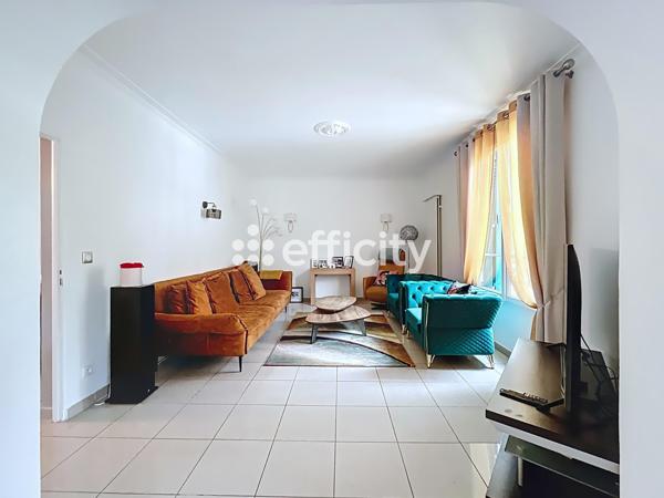 Maison 6 pièces - 150 m² Exclusivité efficity