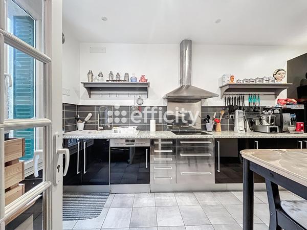 Maison 6 pièces - 150 m² Exclusivité efficity