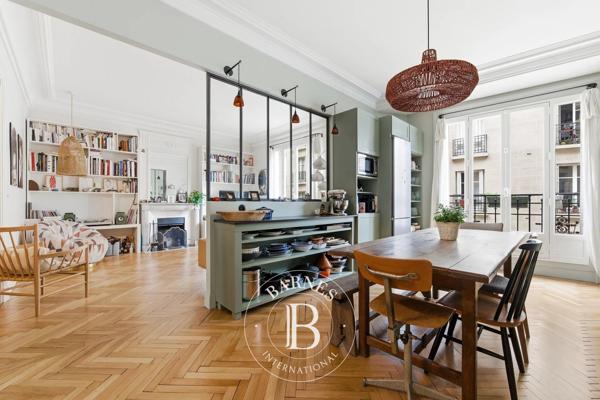 Paris 18ème, Appartement 3 Chambres -  121 m² à vendre